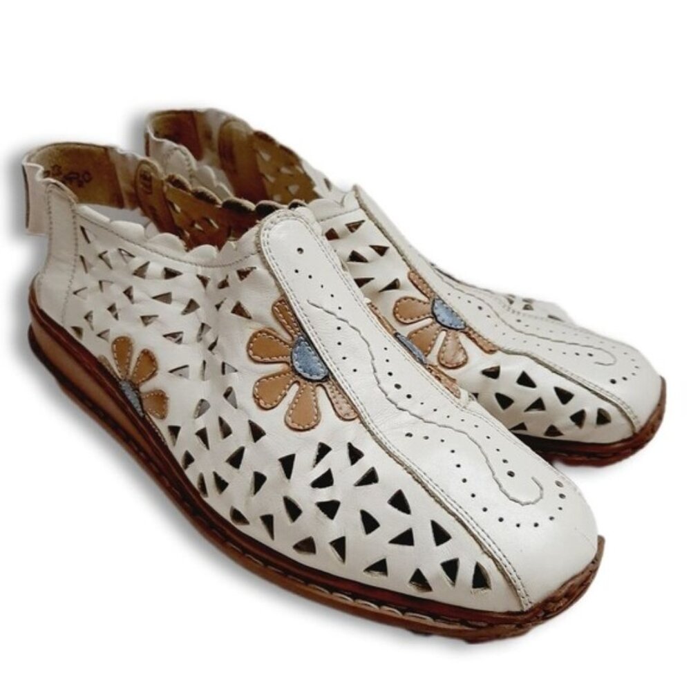 Rieker White and Brown Wedges